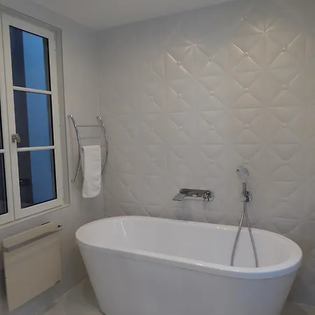 Apartment Allure